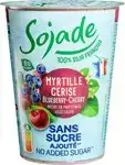 Plantaardige variatie op yoghurt soja - blauwe bes/kers